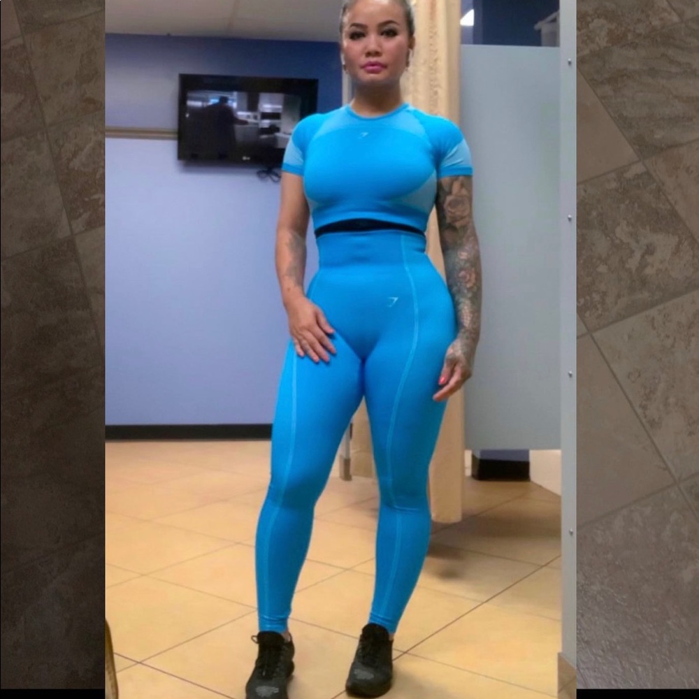 Gymshark set - Picture 6 of 6